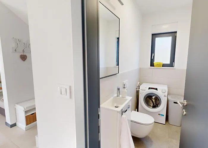 Vila Silvia Nova Vas (Porec)